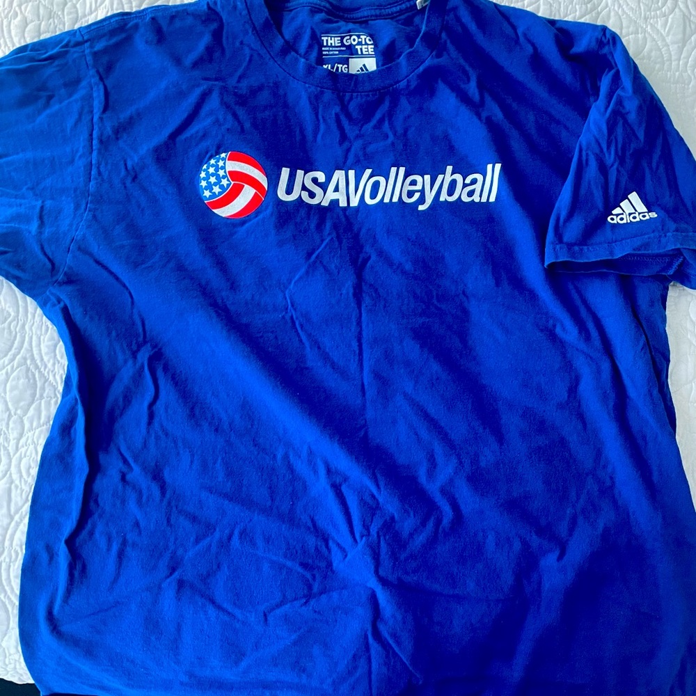 Adidas men’s T-shirt XL USA Volleyball